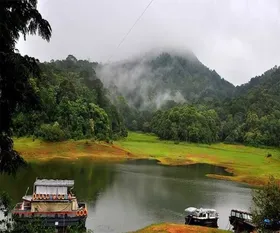 thekkady_boating_501.webp